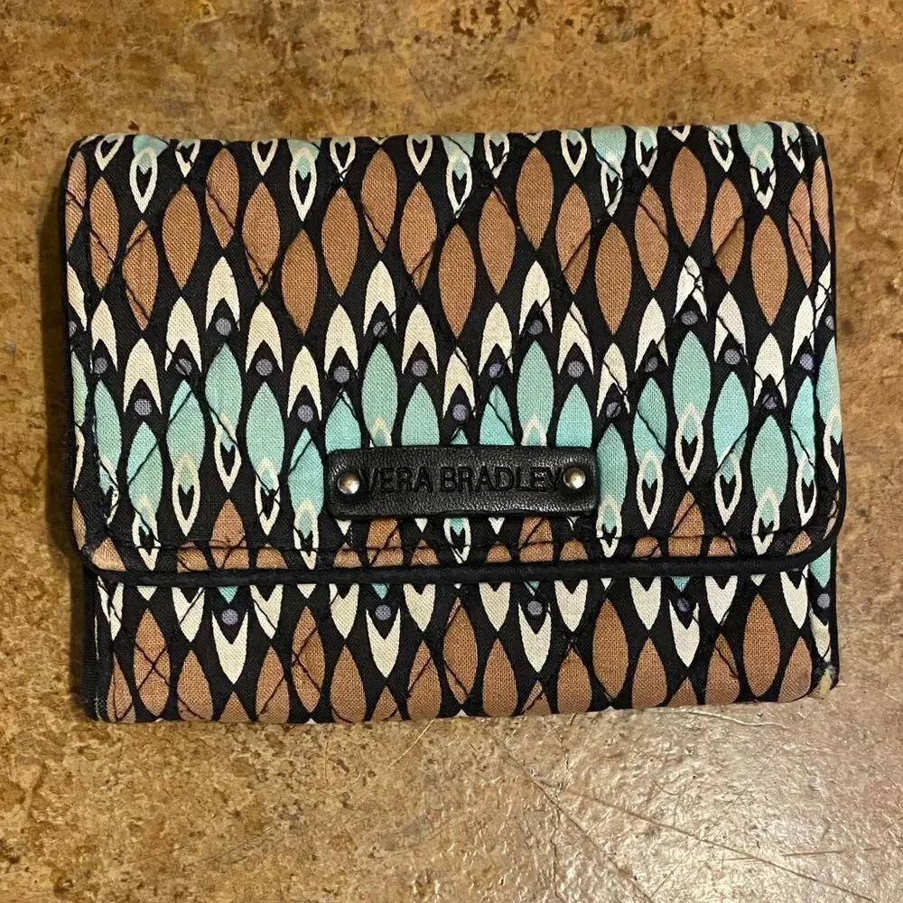 Vera Bradley Petite‎ Trifold Wallet in SIERRA STREAM cotton print